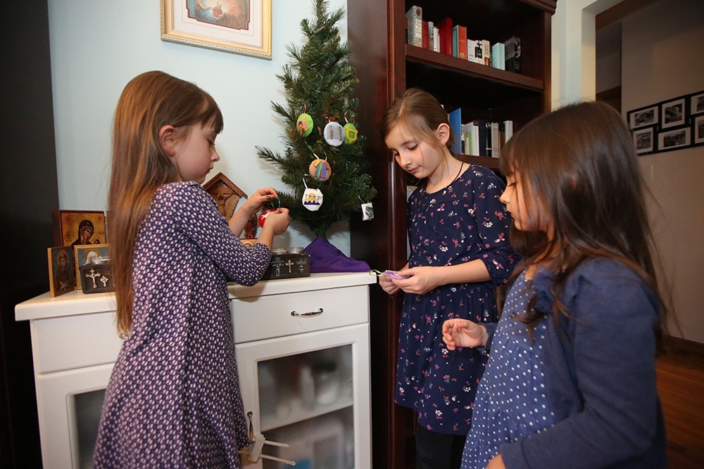 Your Best Ideas for Celebrating Advent